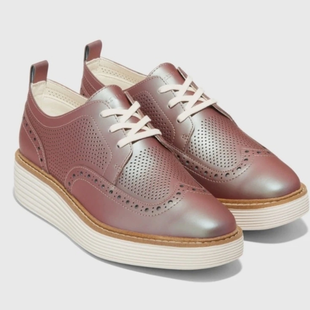 Cole Haan Womens Perforated Wingtip Platform Oxford in Rose